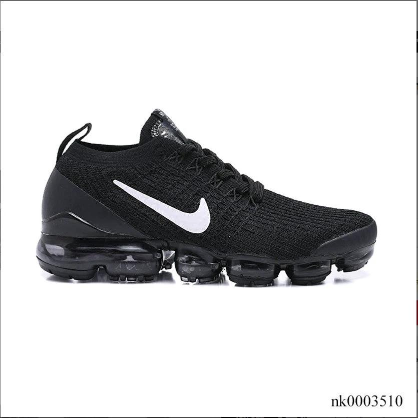 Air VaporMax Flyknit Shoes Sneakers (W) by Air Jordan