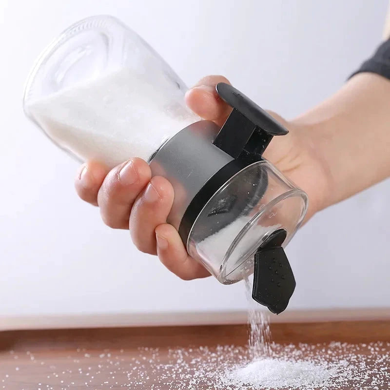 Push salt dispenser precise portions and elegant appearance by BowLift