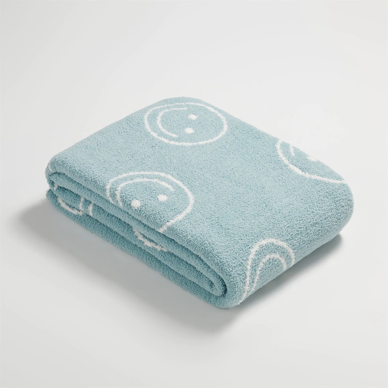 Smiley Blanket by Bowlift