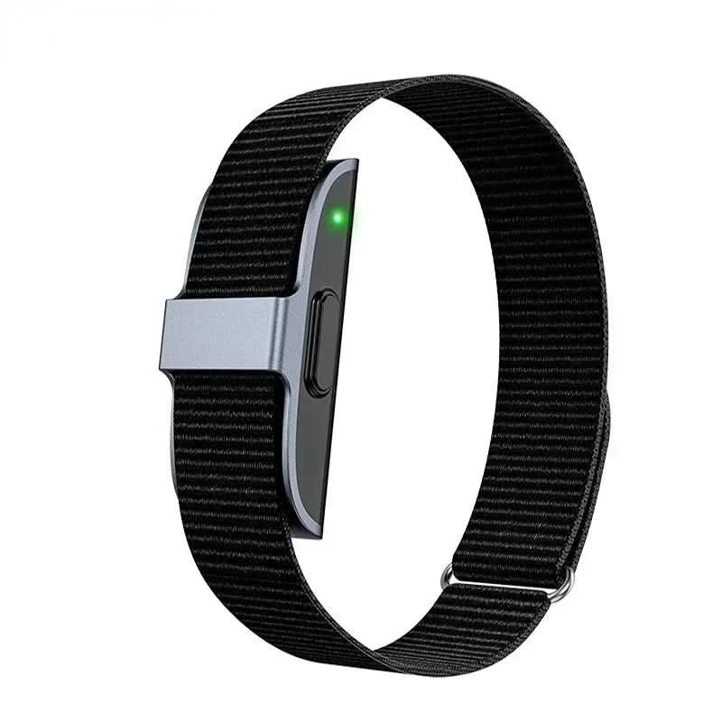 24/7 monitoring for heart rate, blood pressure & sports activities by BowLift