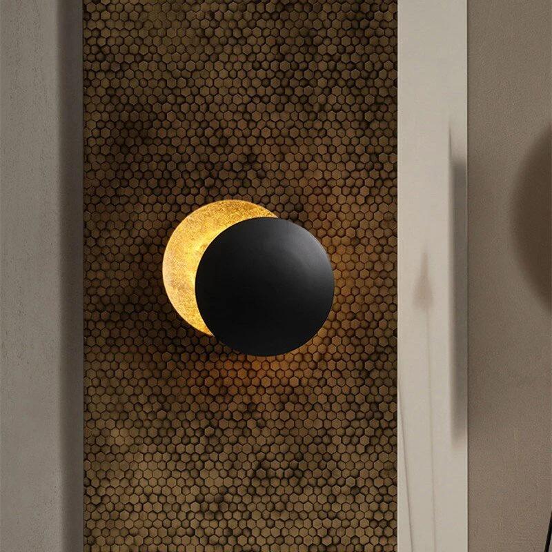 EclipseLamp™ - Solar eclipse wall lamp Bowlift by Bowlift
