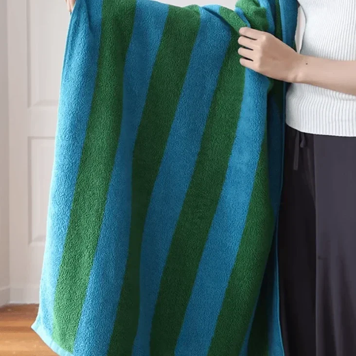 Retro Stripe Towel (Chunky) by Bowlift