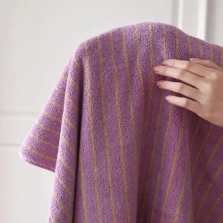Retro Stripe Towel (Skinny) by Bowlift