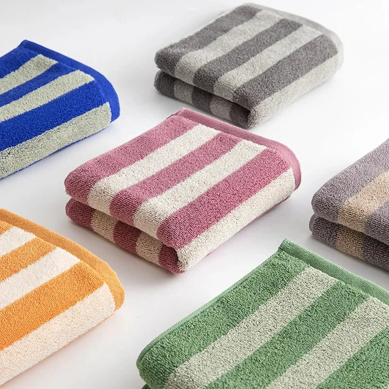 Checkered Cotton Hand Towels by Bowlift