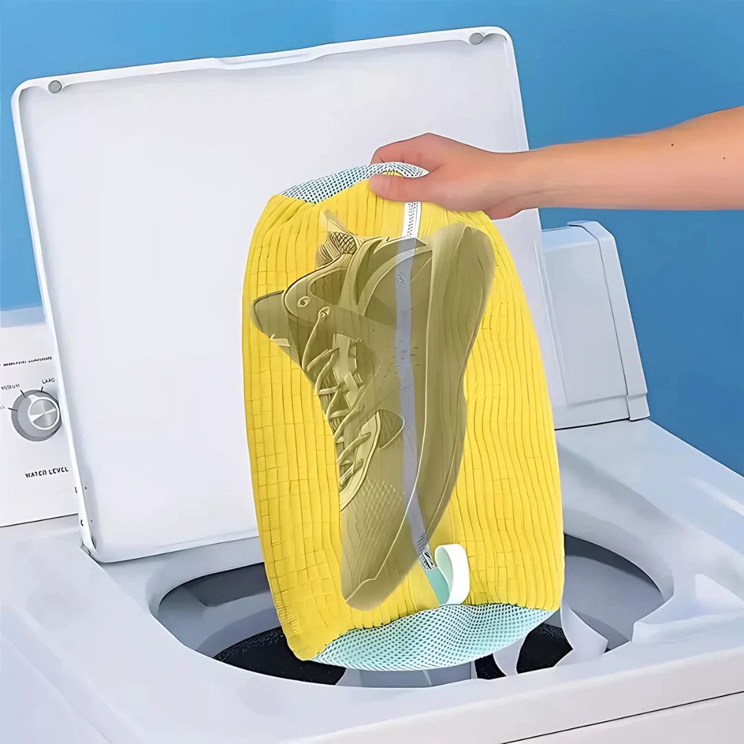 ShoeGuard | Shoe Washing Machine Bag – Protective Cushioning – Mesh Fabric – Trainer Care Bowlift by Bowlift
