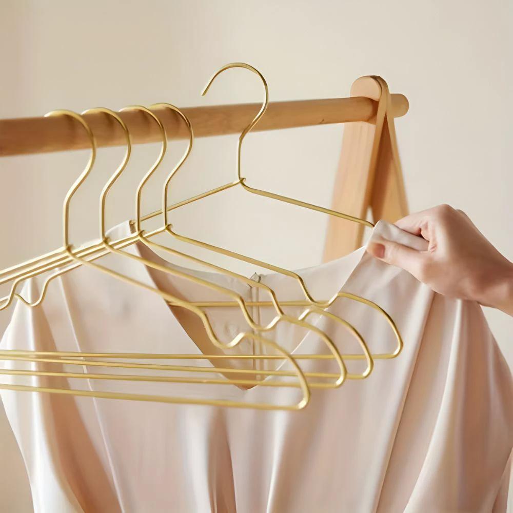 SlimLine Aluminum Clothes Hangers | 12pcs Set by Casa & Beyond