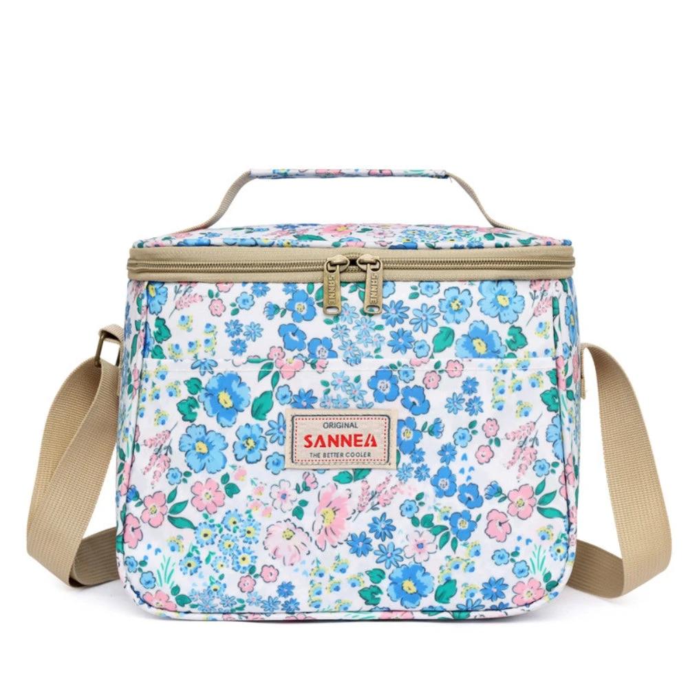 Stylish Retro Floral Insulated Picnic Lunch Bag by Casa & Beyond