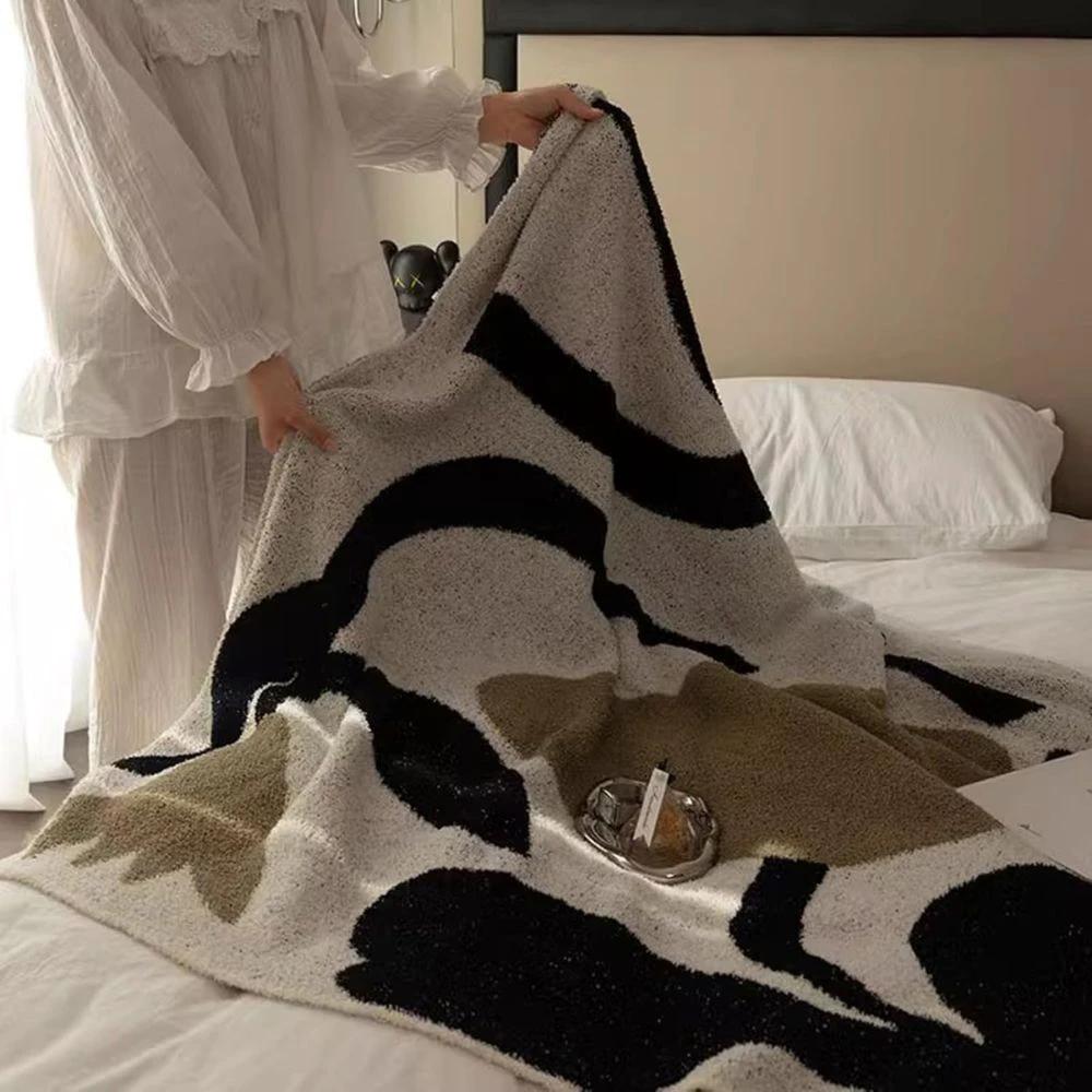 Terra Flow Cosy Throw Blanket by Casa & Beyond