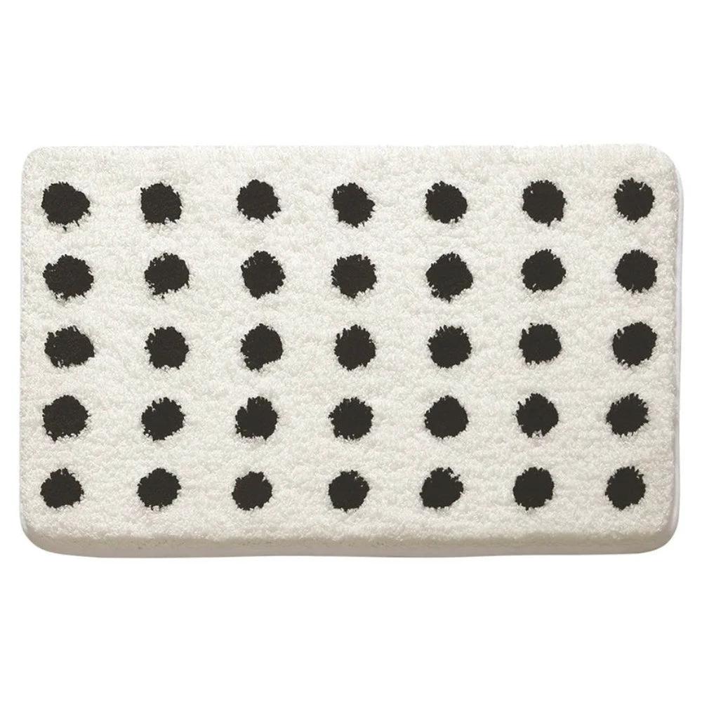 Tufted Plush Polka Dot Bath Mat by Casa & Beyond
