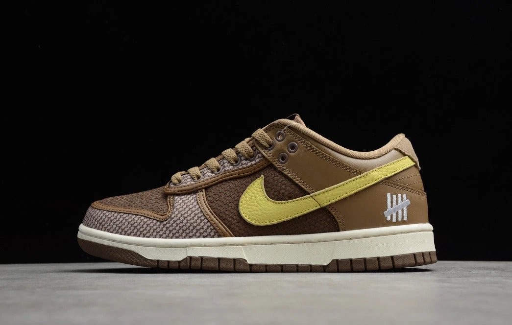 Undefeated X NK Dunk Low Canteen by Air Jordan