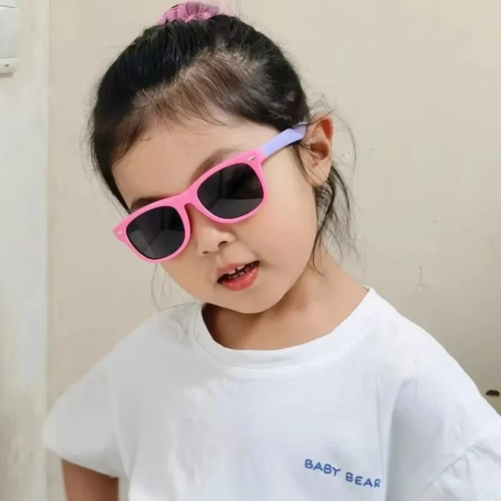 Kids flex sunglasses with flexible unbreakable frames by BowLift