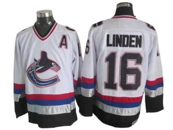 Vancouver Canucks #16 Trevor Linden 2005 Vintage CCM Jersey - White by Hockey David
