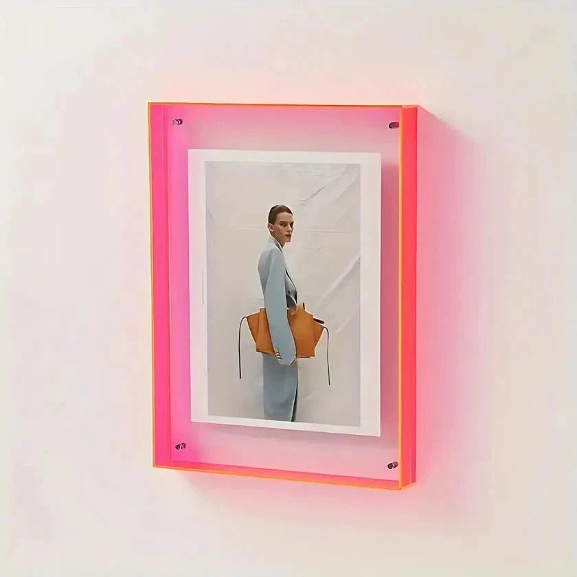 Transparent acrylic picture frame Bowlift by Bowlift
