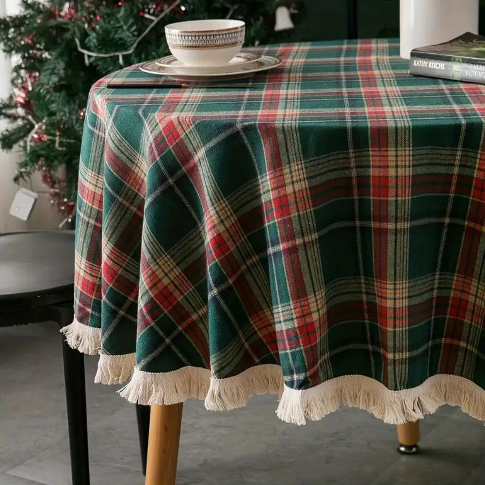 Vintage Holiday Plaid Round Tablecloth by Casa & Beyond