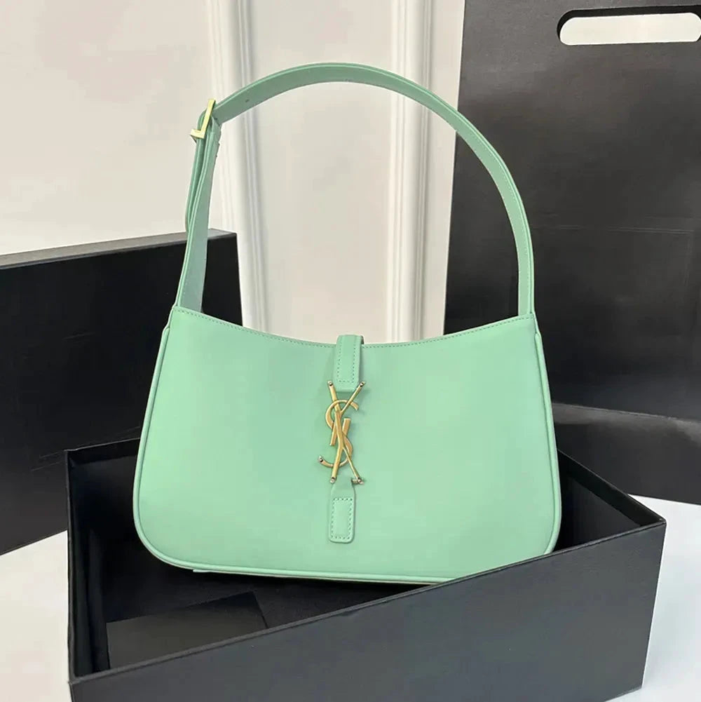Women’s Designer Bag LE5A7 Luxury HOBO Armpit Purse Classic Handbag by jinxuan_shoe