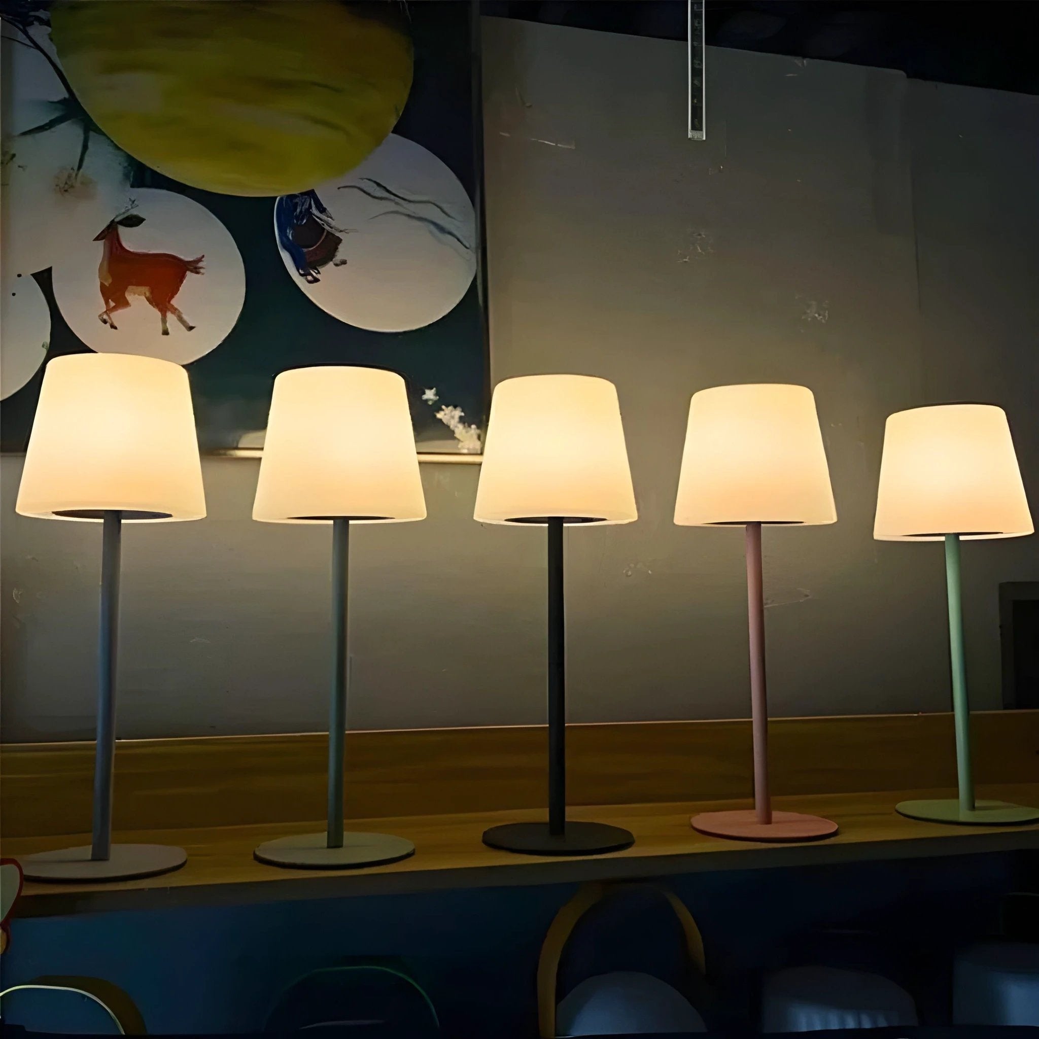 Wireless rechargeable lamp with adjustable warm lighting Bowlift by Bowlift