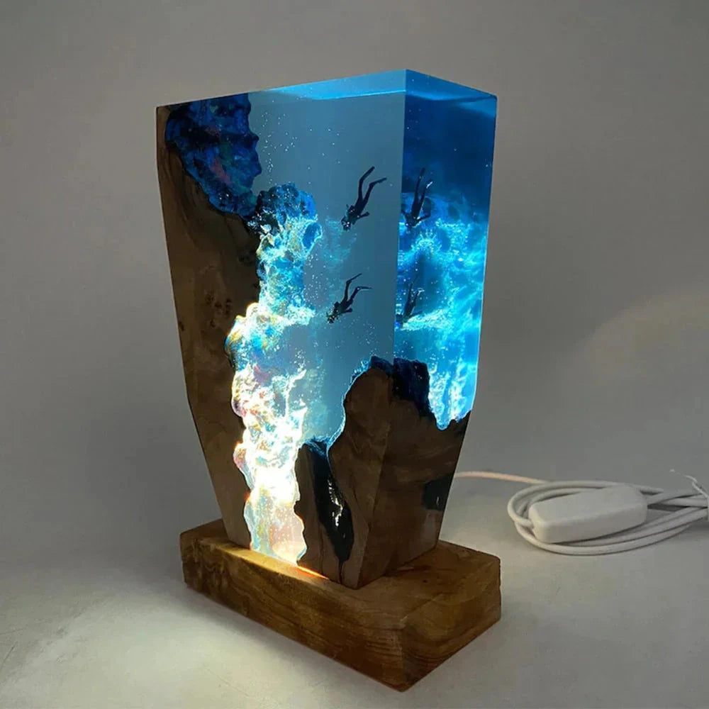 Wellen-LED-Lamp made of resin Bowlift by Bowlift
