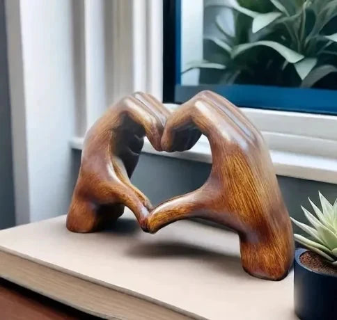 HeartGlow Handmade Symbol for Love Bowlift by Bowlift