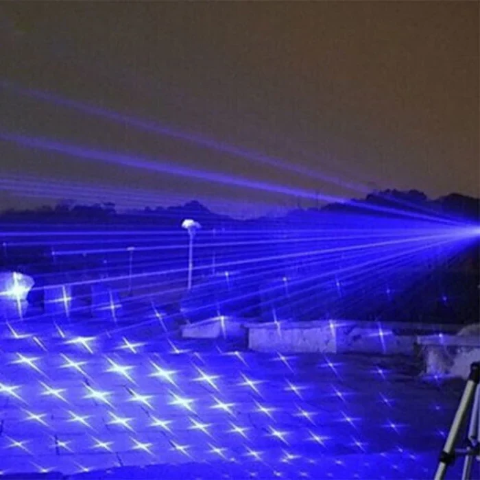 Blazing Blue High-Power Tactical Laser Lamp - BlazeBeam by BowLift