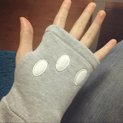 The Doggie Kangaroo Hoodie by Bowlift