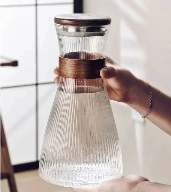 Cold Glass Water Jug Transparent Heat Resistant Water Pot With cover by Bowlift