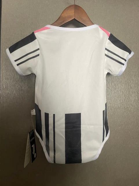 Juventus 202526 Tiny Bianconeri Fan Soccer Baby Bodysuit – Black White by Soccer Jersey