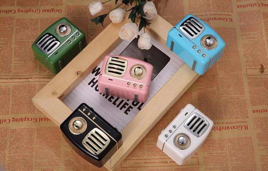Retro Bluetooth Speakers by Bowlift