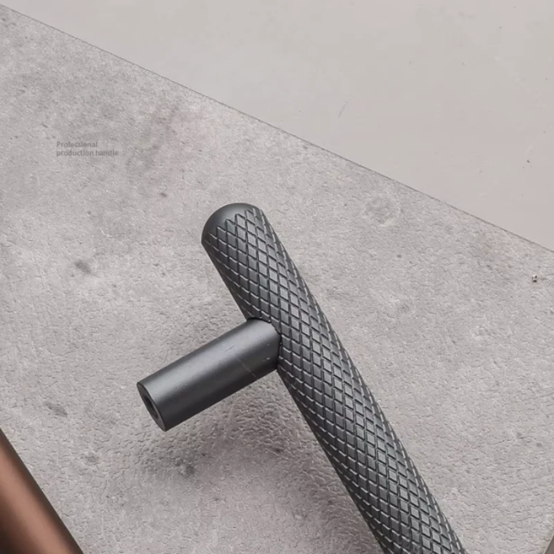Elegant Cabinet Drawer Door Furniture Knurled Handle and Door Knob by Bowlift
