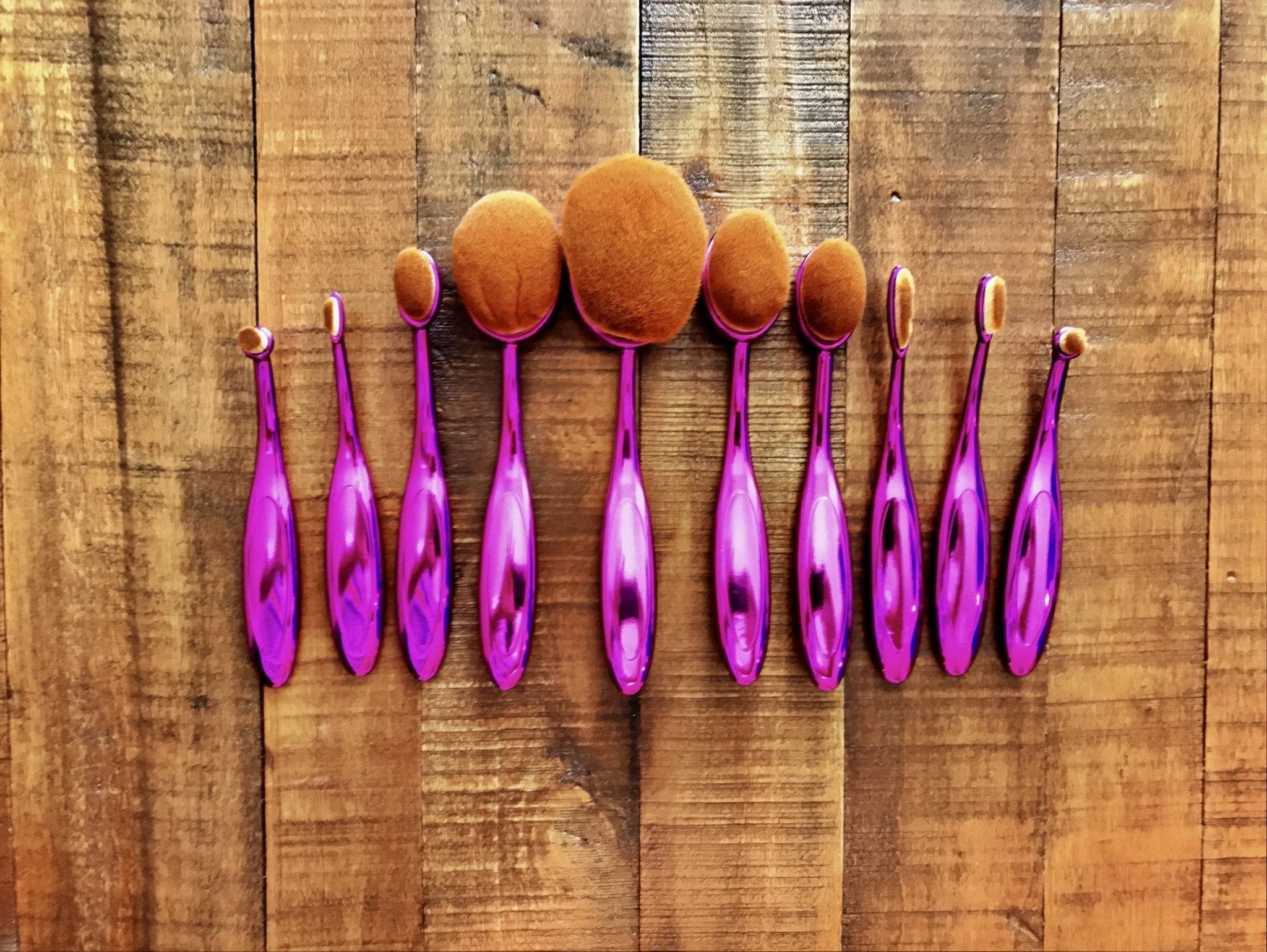 GlamPink Makeup Brushes - 10 Piece Set by Bowlift