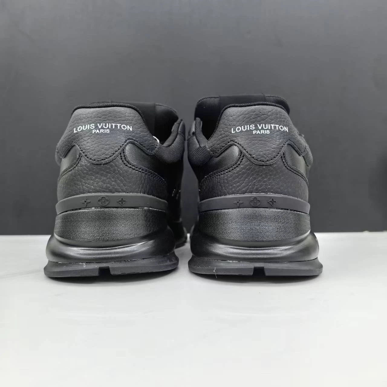 Luxury Lou Paris Classic Trainers Black Shoes Sneakers by Air Jordan