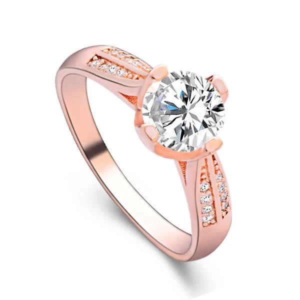 Flower Shape Crystal Ring by Bowlift