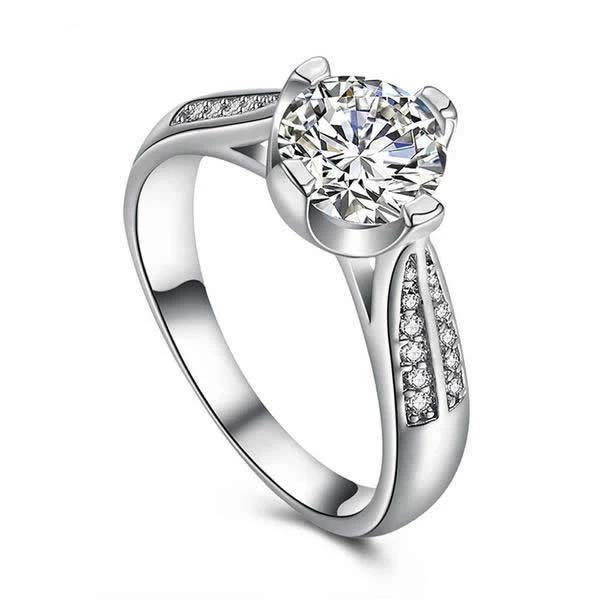 Flower Shape Crystal Ring by Bowlift