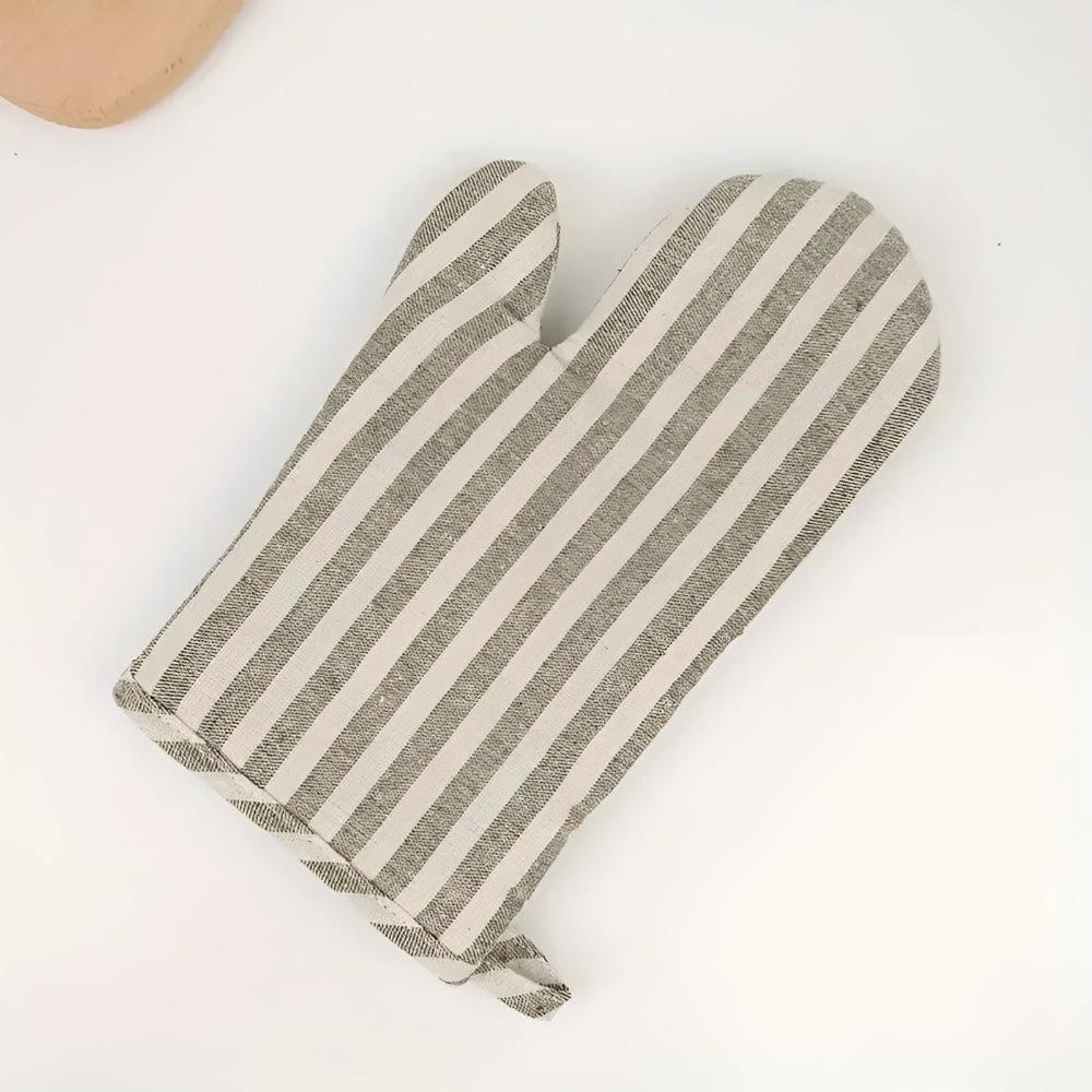 Premium Striped Heat-Resistant Oven Mitt by Casa & Beyond