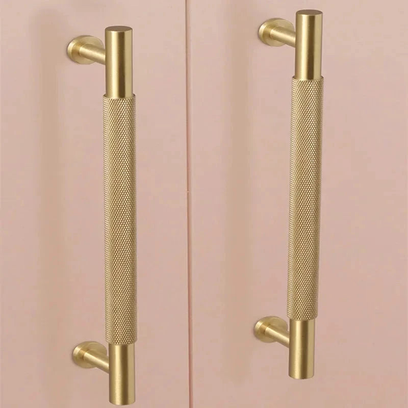 High End Cabinet Drawer Handle and Door Knob in 2 Modern Design by Bowlift