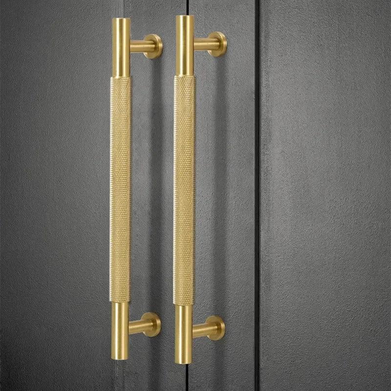 High End Cabinet Drawer Handle and Door Knob in 2 Modern Design by Bowlift