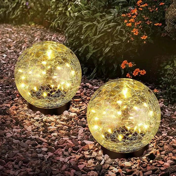 Solar-powered garden lamp Bowlift by Bowlift