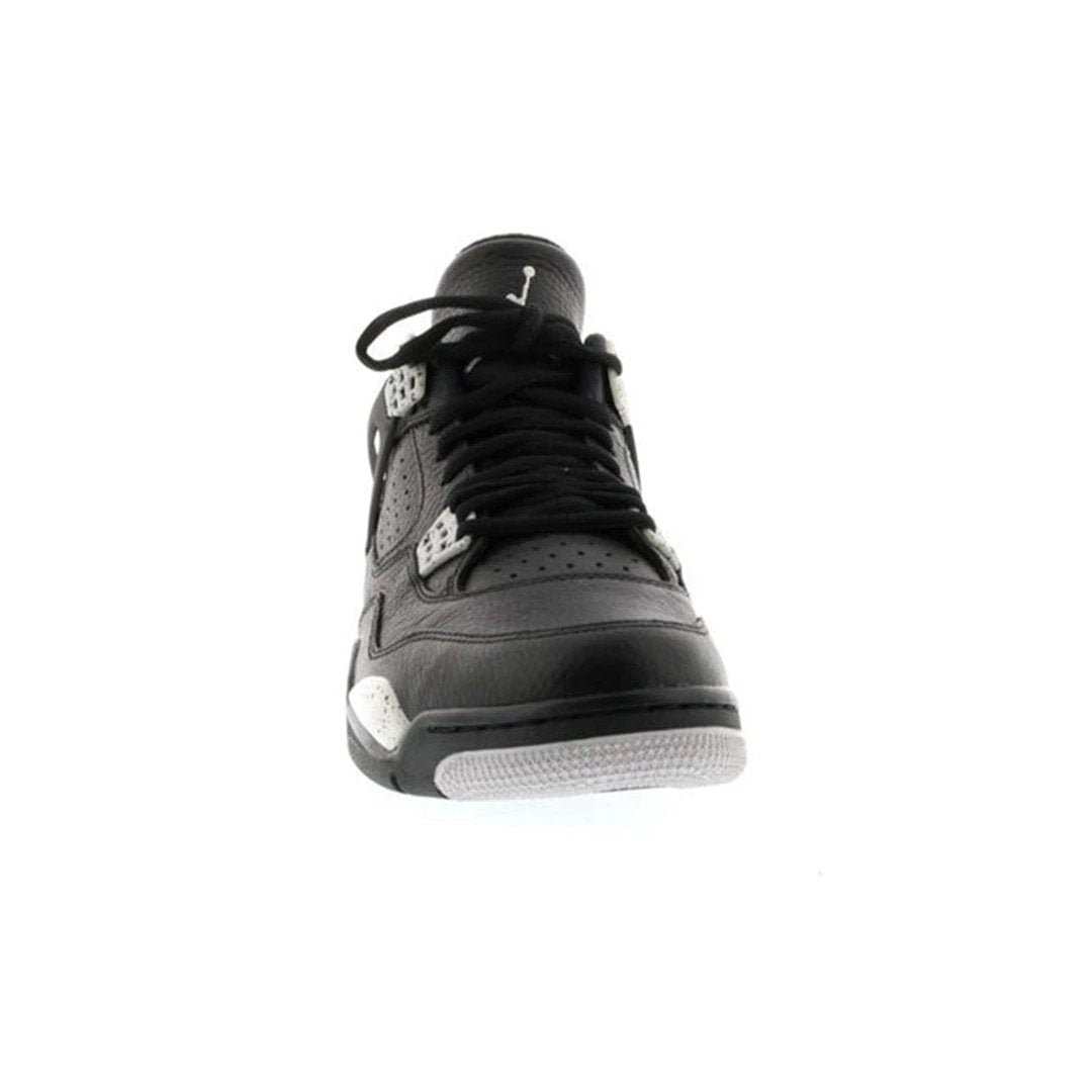 Air Jordan 4 Retro Oreo (2015) by Air Jordan