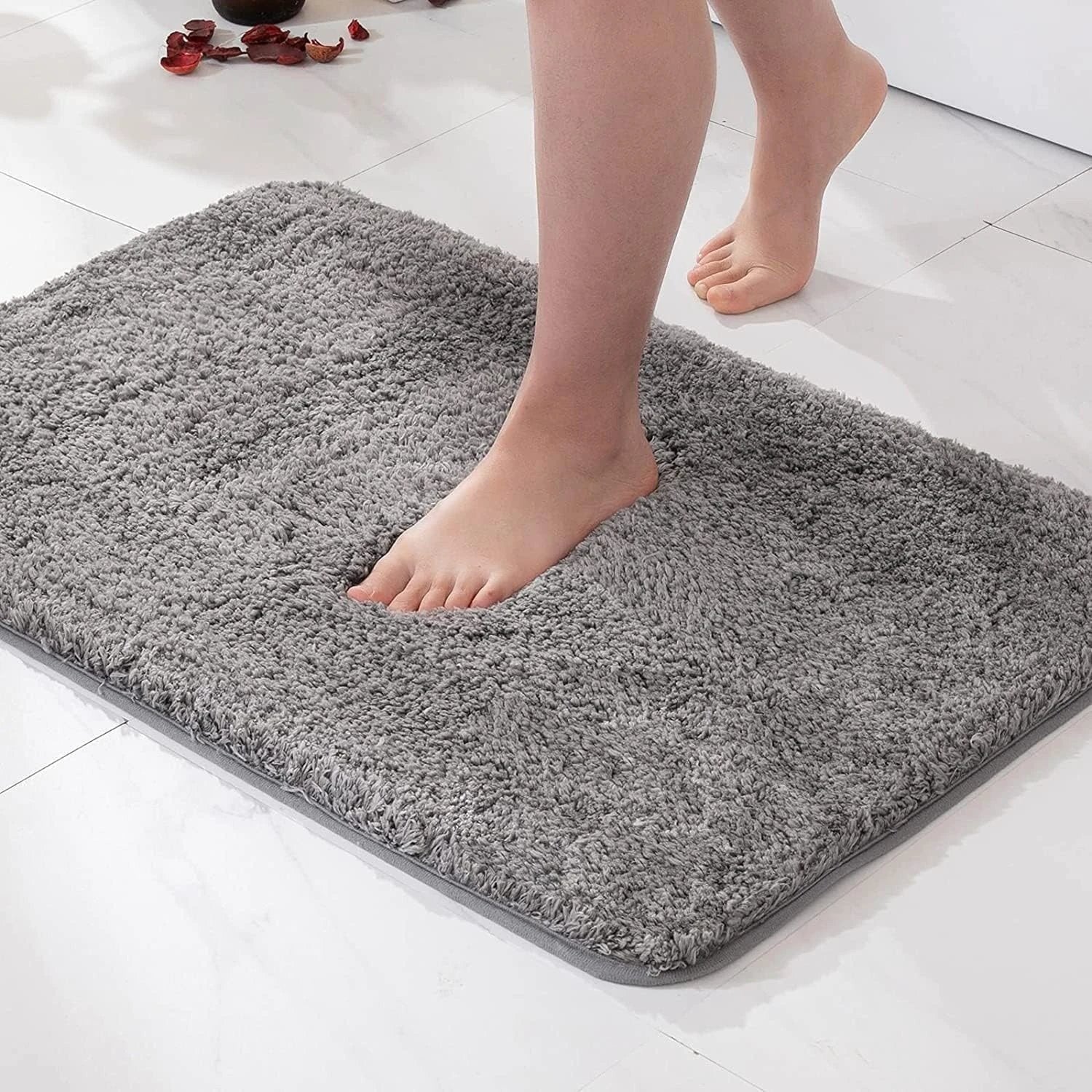 Fur & Plush Bath Rug by Casa & Beyond