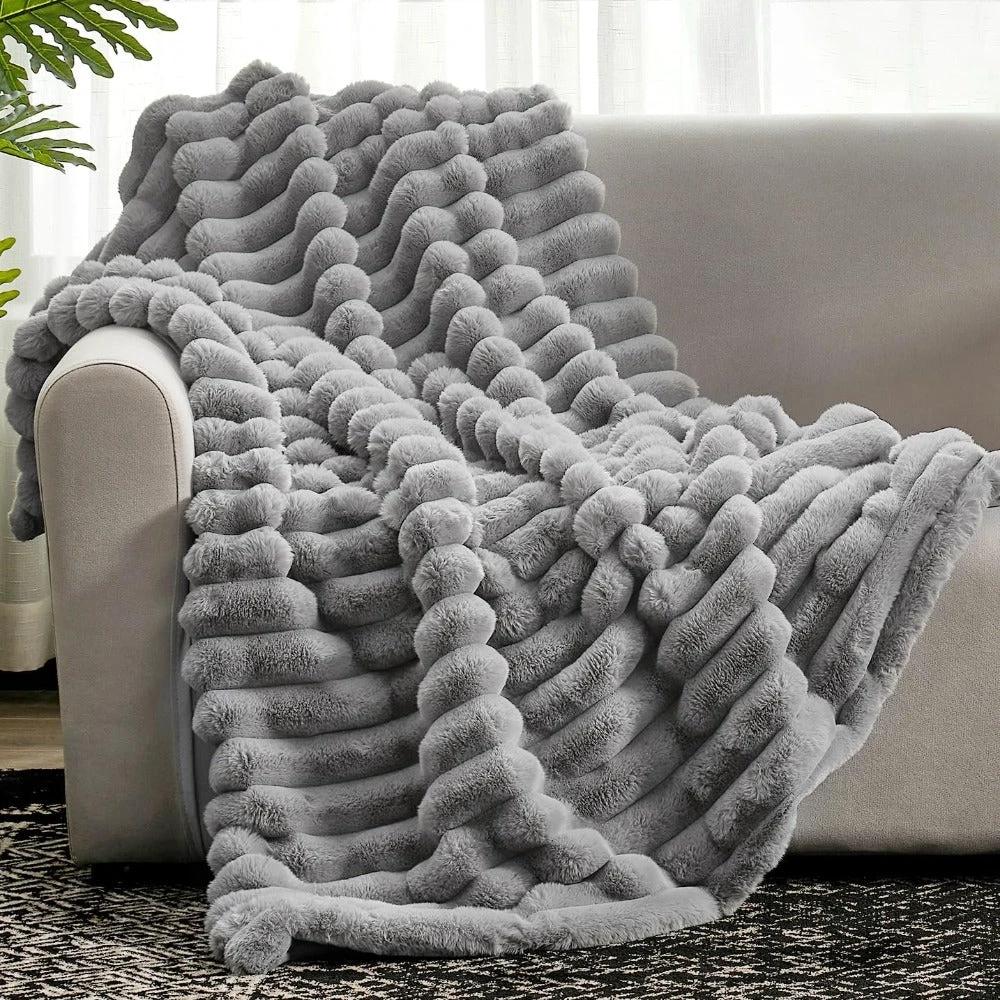 Plush Stripped Throw Blanket™️ by Casa & Beyond