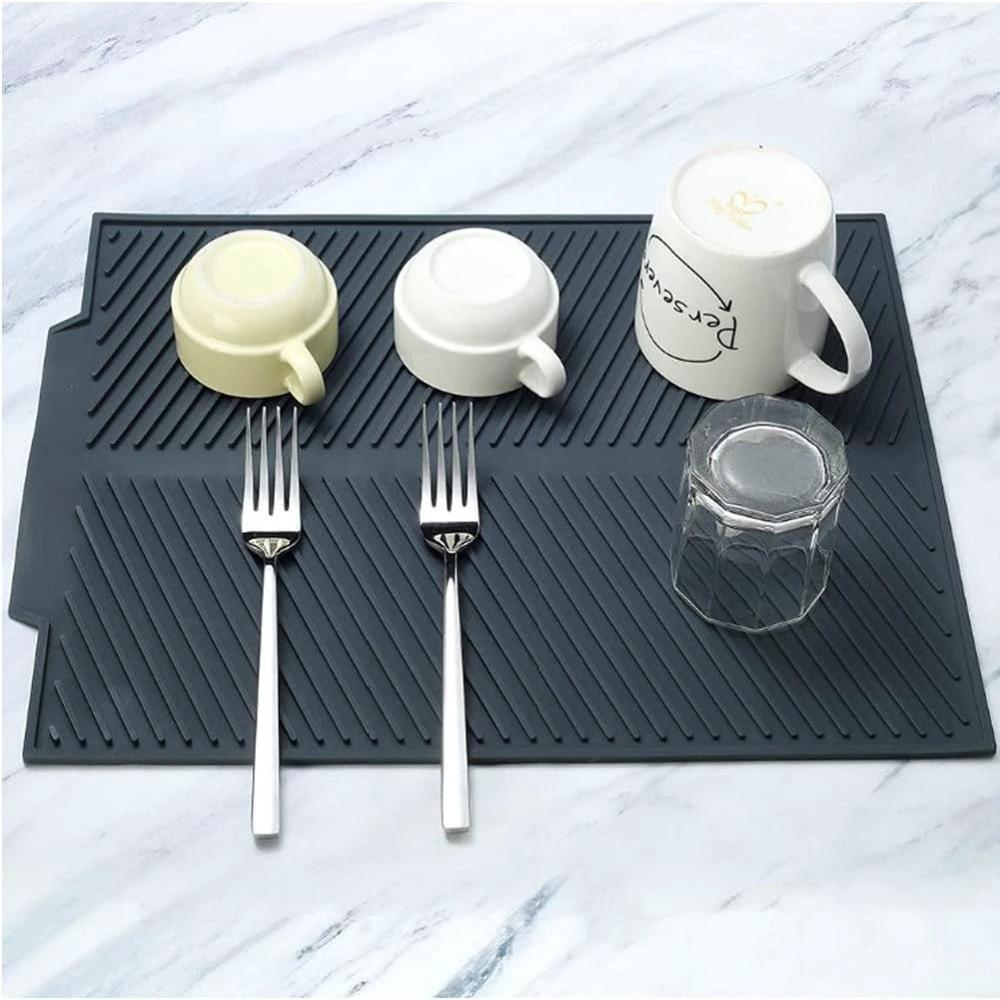 Silicone Dish Draining Mat by Casa & Beyond