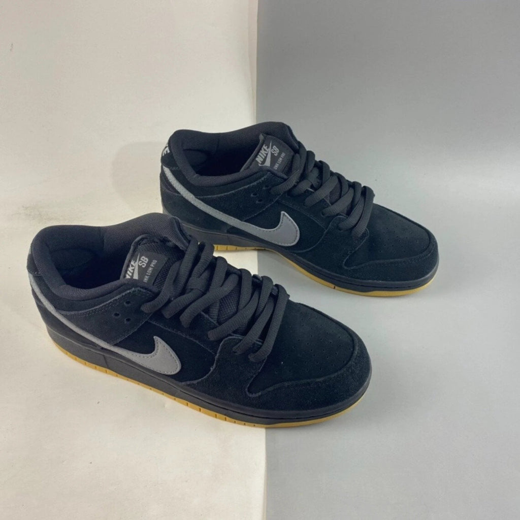 SB Dunk Low Fog (2021_2023) by Air Jordan