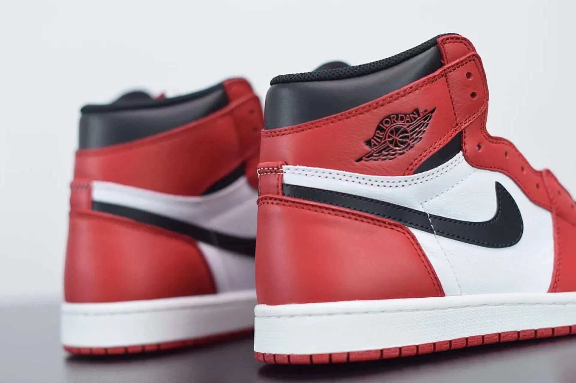 Air Jordan 1 Retro Chicago (2015) by Air Jordan
