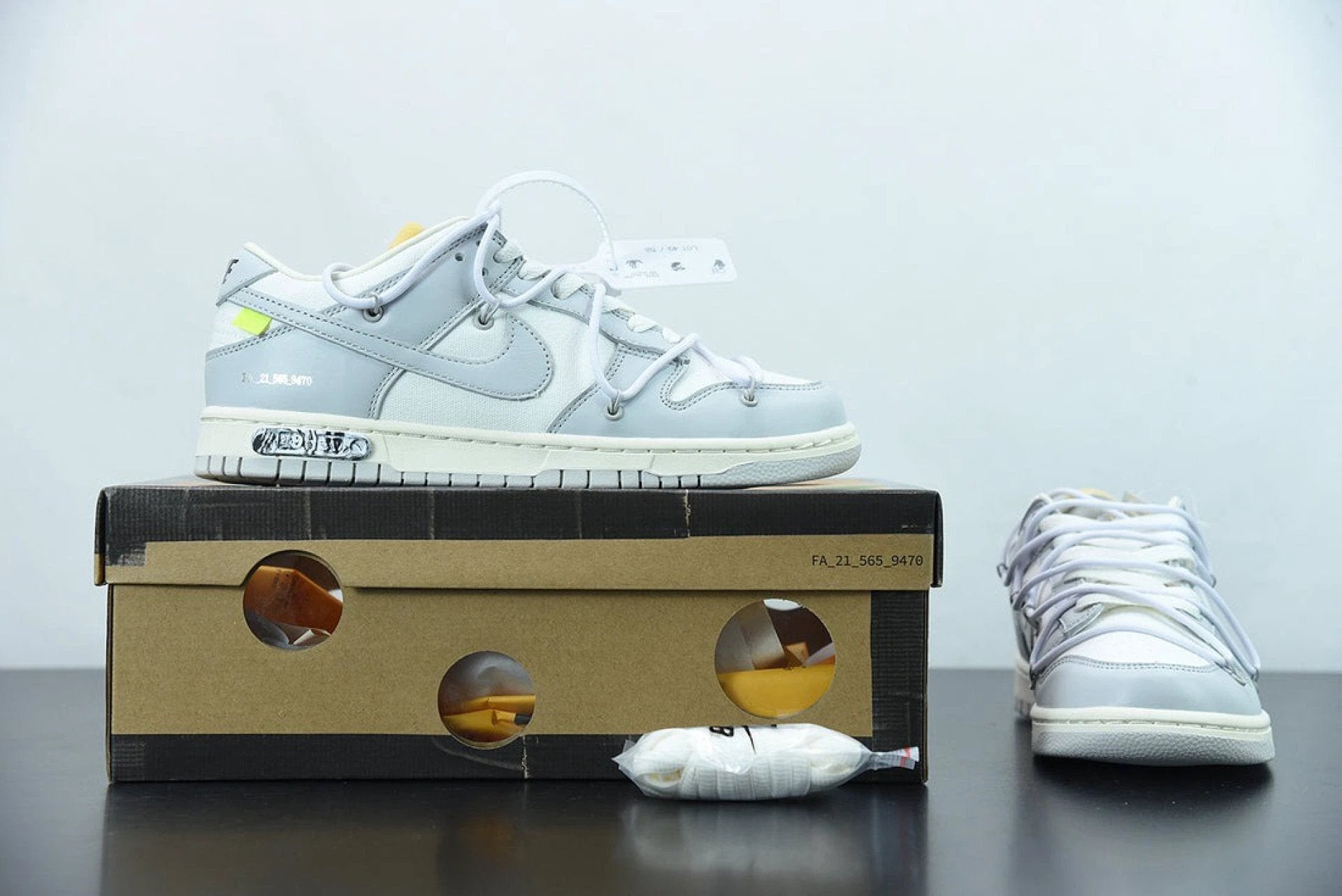 Dunk Low Off-White Lot 49 by Air Jordan