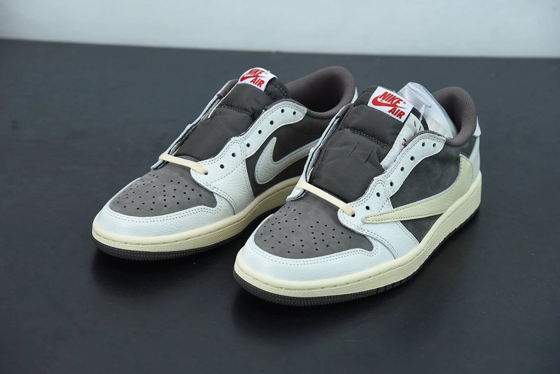 Air Jordan 1 Retro Low OG SP Travis Scott Reverse Mocha by Air Jordan