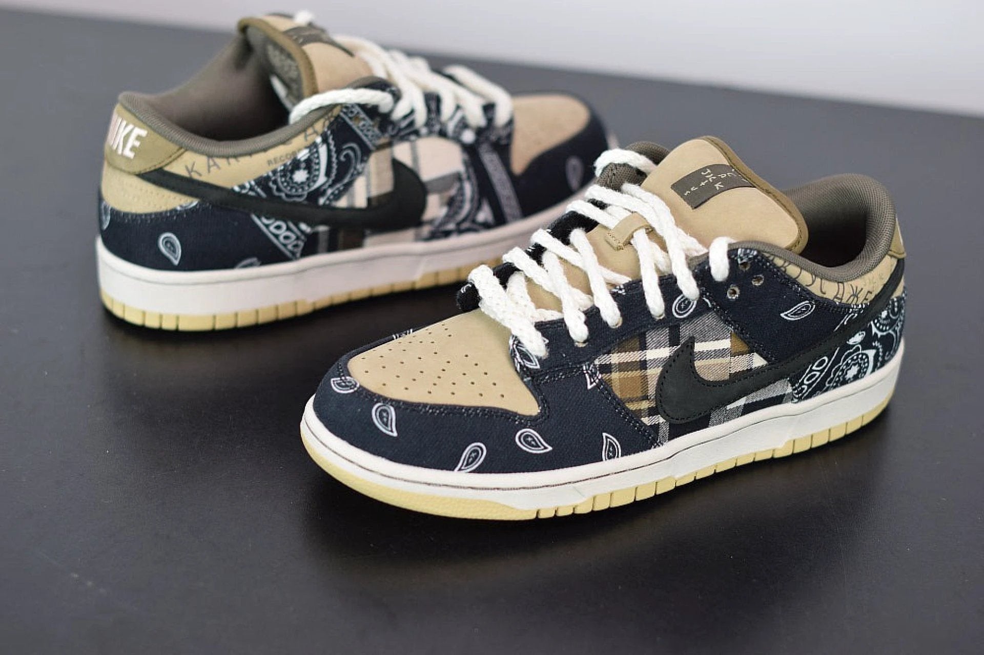 Dunk SB Travis Scott Low by Air Jordan