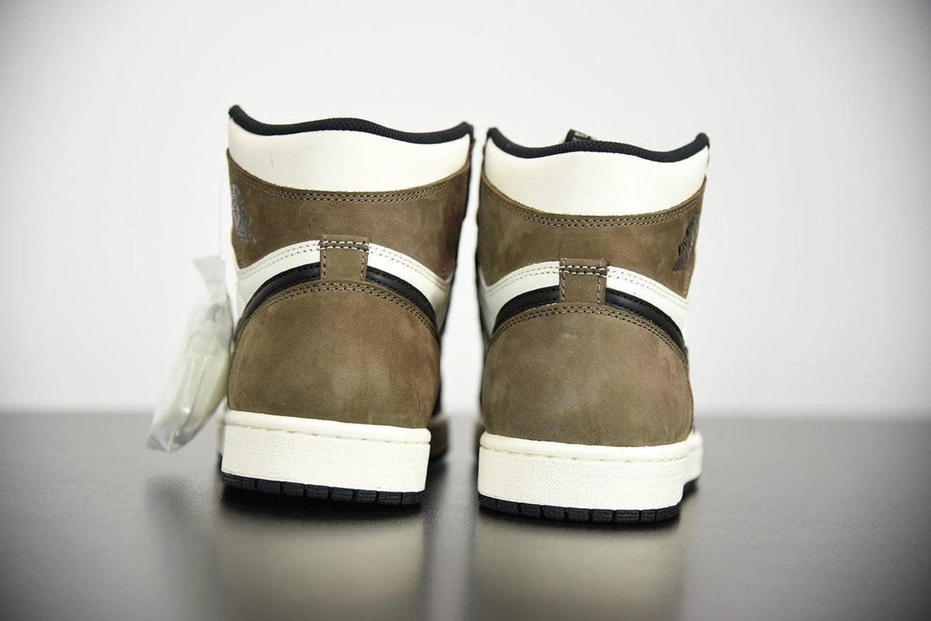 Air Jordan 1 Retro High Dark Mocha by Air Jordan