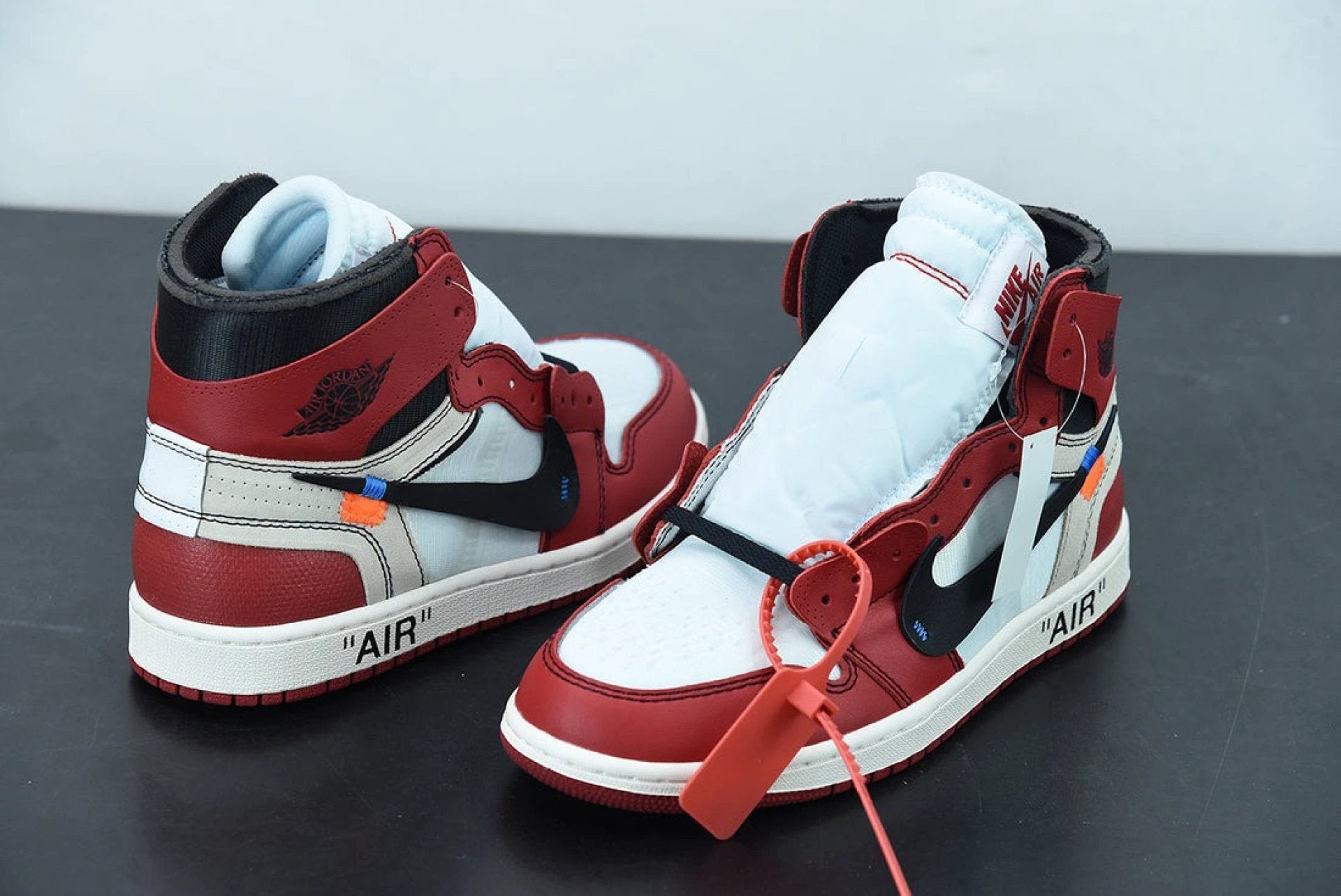 Air Jordan 1 Retro High Off-White Chicago by Air Jordan
