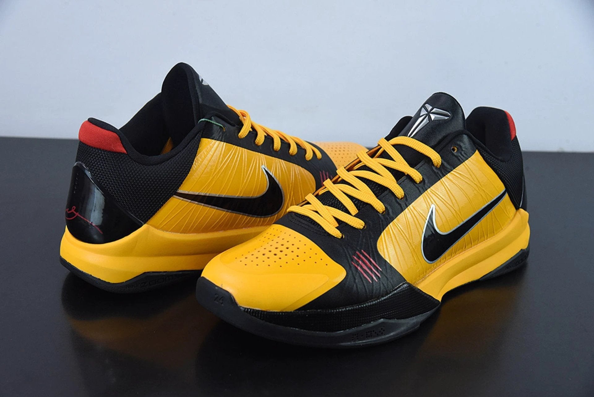 Kobe 5 Bruce Lee by Air Jordan