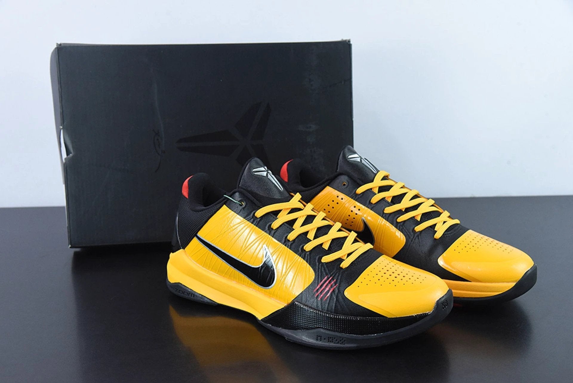 Kobe 5 Bruce Lee by Air Jordan