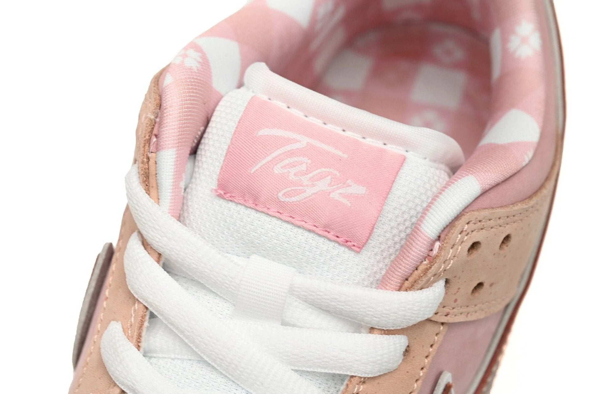 SB Dunk Low Pink Lobster by Air Jordan